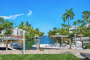 3540 N Moorings Way, Miami, FL 33133 - Photo 28