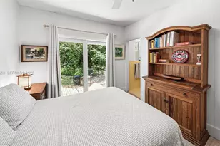 3540 N Moorings Way, Miami, FL 33133 - Photo 26