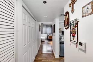 540 Brickell Key Dr, Miami, FL 33131 - Photo 4