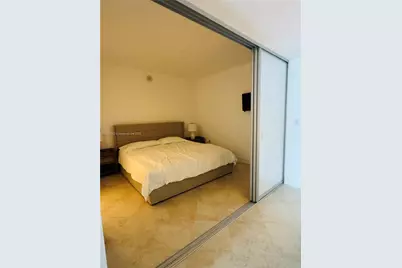 [Address not provided], Hallandale Beach, FL 33009 - Photo 22