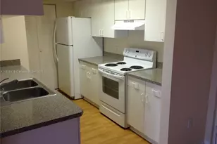 470 S Park Rd, Hollywood, FL 33021 - Photo 2