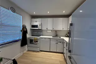 19 Abbey Ln, Delray Beach, FL 33446 - Photo 2