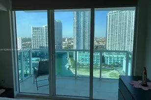 31 SE 5th St, Miami, FL 33131 - Photo 16