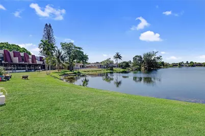 [Address not provided], Pembroke Pines, FL 33024 - Photo 16