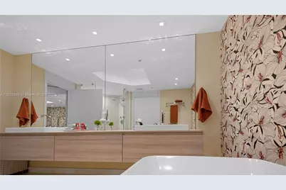 17301 Biscayne Blvd #2102, North Miami Beach, FL 33160 - Photo 20