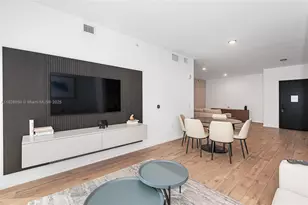 398 NE 5th St, Miami, FL 33132 - Photo 30