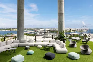 398 NE 5th St, Miami, FL 33132 - Photo 6