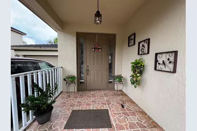 20233 SW 128th Pl, Miami, FL 33177 - Photo 4