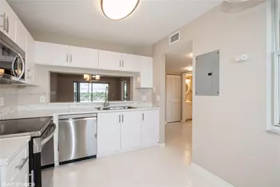 10346 NW 24th Pl #405, Sunrise, FL 33322 - Photo 2