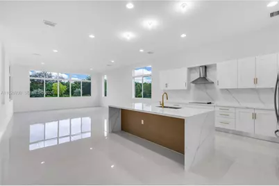 2210 SW 122nd Ter, Davie, FL 33325 - Photo 16