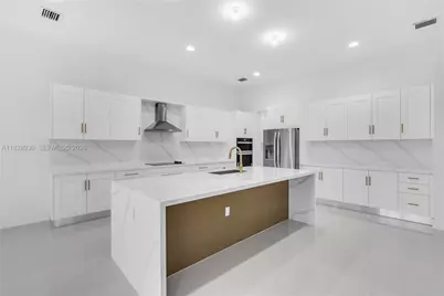 2210 SW 122nd Ter, Davie, FL 33325 - Photo 18