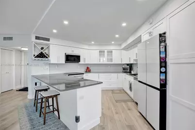 1340 S Ocean Blvd #403, Pompano Beach, FL 33062 - Photo 14