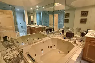 3700 Island Blvd, Aventura, FL 33160 - Photo 36