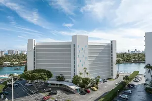 9101 E Bay Harbor Dr, Bay Harbor Islands, FL 33154 - Photo 32