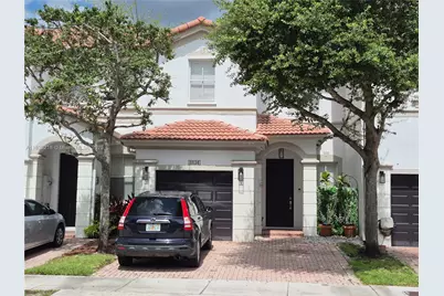 8134 NW 108th Pl, Doral, FL 33178 - Photo 1