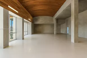 6930 Collins Ave, Miami Beach, FL 33141 - Photo 1