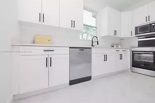 5002 Bygone St, Lehigh Acres, FL 33971 - Photo 6