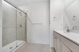 619 NE 5th St, Florida City, FL 33034 - Photo 24