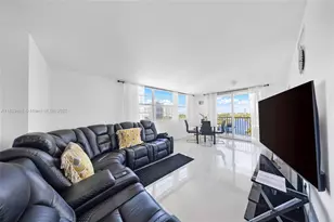 3161 S Ocean Dr, Hallandale Beach, FL 33009 - Photo 4