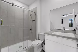 617 SW 11th St, Florida City, FL 33034 - Photo 14