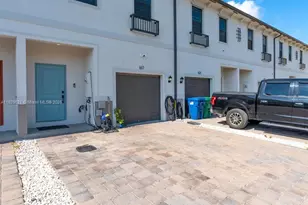 617 SW 11th St, Florida City, FL 33034 - Photo 22