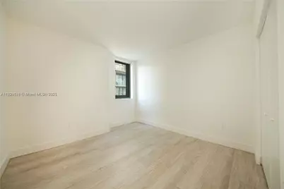 121 NE 34th St #1009, Miami, FL 33137 - Photo 12