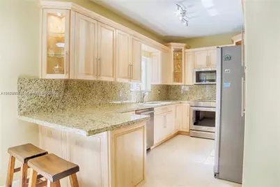 14432 SW 38th Ln, Miami, FL 33175 - Photo 8
