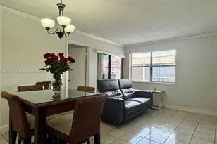 14911 SW 104th St, Miami, FL 33196 - Photo 2