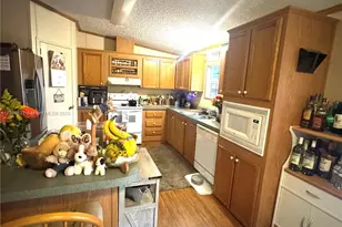 220 NE 12th Ave, Homestead, FL 33030 - Photo 4