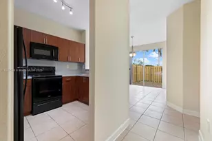 2504 SE 15th Ct, Homestead, FL 33035 - Photo 8