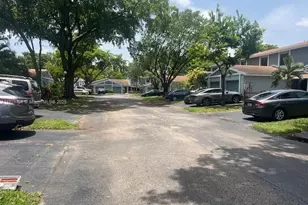 4124 NW 78th Ave, Sunrise, FL 33351 - Photo 14