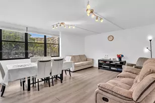 20381 NE 30th Ave, Aventura, FL 33180 - Photo 12