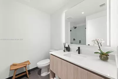 398 NE 5th St #4207, Miami, FL 33132 - Photo 4