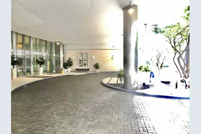 92 SW 3rd St #4410, Miami, FL 33130 - Photo 2