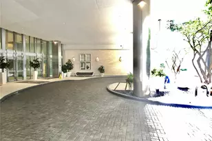 92 SW 3rd St, Miami, FL 33130 - Photo 2