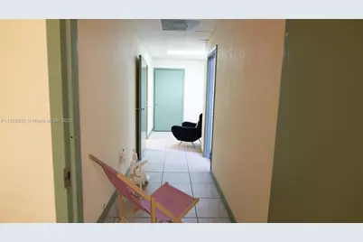 1840 NW 95th Ave, Doral, FL 33172 - Photo 18