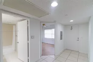 571 SW 142nd Ave, Pembroke Pines, FL 33027 - Photo 28