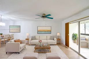 571 SW 142nd Ave, Pembroke Pines, FL 33027 - Photo 10