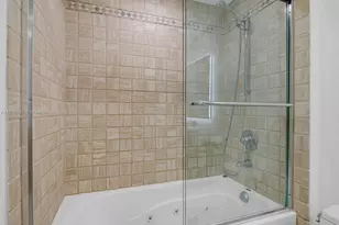 2301 Collins Ave, Miami Beach, FL 33139 - Photo 16