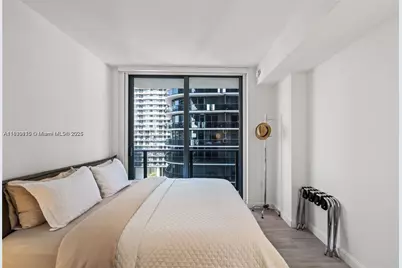 55 SW 9th St #1801, Miami, FL 33130 - Photo 24