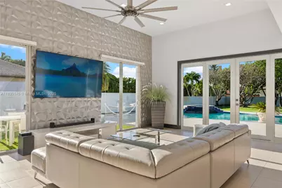 13815 SW 38th St, Miami, FL 33175 - Photo 22