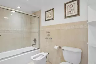 210 174th St, Sunny Isles Beach, FL 33160 - Photo 30