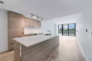 650 NE 32nd St, Miami, FL 33137 - Photo 6