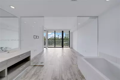 650 NE 32nd St #802, Miami, FL 33137 - Photo 14