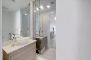 650 NE 32nd St, Miami, FL 33137 - Photo 18