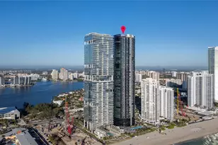 18555 Collins Ave, Sunny Isles Beach, FL 33160 - Photo 14