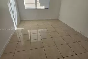 486 NW 165th St Rd, Miami, FL 33169 - Photo 6