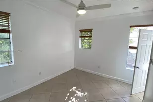 1559 Michigan Ave, Miami Beach, FL 33139 - Photo 20