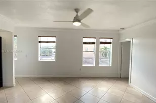 1559 Michigan Ave, Miami Beach, FL 33139 - Photo 10