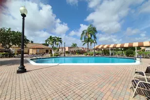 8861 Sunrise Lakes Blvd, Sunrise, FL 33322 - Photo 30